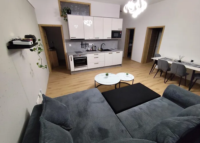 Emily B311 Lejlighed